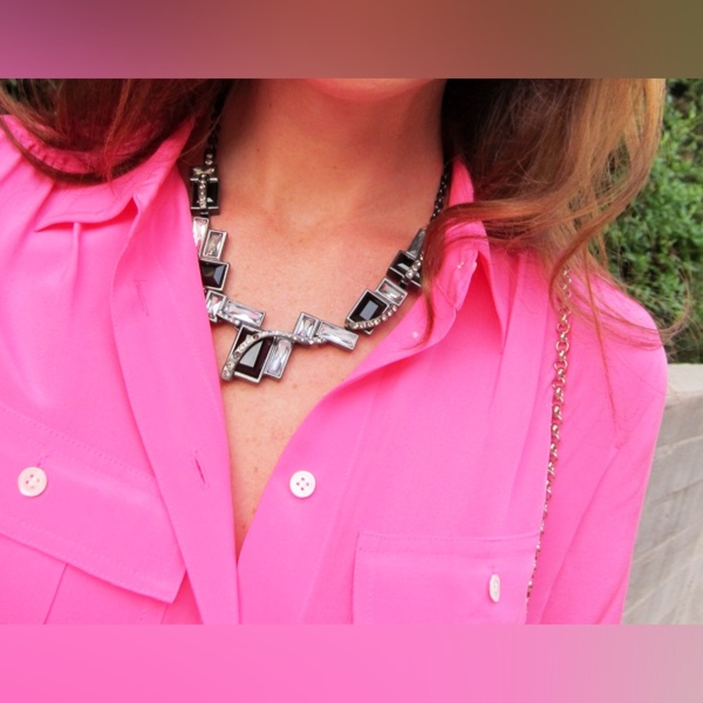 💞J.Crew Neon Pink Blythe Blouse - Picture 6 of 13